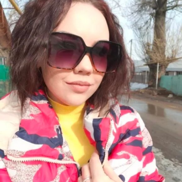 ๐โจ Oversized Squared Sunglasses - Picture 6 of 10